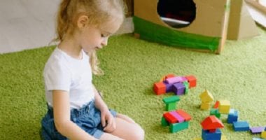 العالمي : 
                                            يوم التوعية بالصحة النفسية للأطفال.. 5 خطوات لحماية ابنك من أثار التنمر 
                                        
