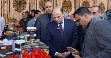 محافظ كفر الشيخ: تشغيل سوق اليوم الواحد ببيلا الثلاثاء والأربعاء كل أسبوع.. فيديو جانب من تفقد محافظ كفر الشيخ لسوق اليوم الواحد