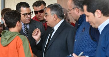 محافظ الدقهلية يتفقد لجان امتحانات الفصل الدراسي الأول بالمحافظة