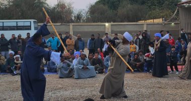 بالطبل والمزمار.. رقص الخيول و حلقات التحطيب فى ليالى الأقصر المبهجة