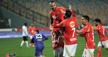 الأهلي يتخطى الجونة بثنائية إمام ويستعيد صدارة الدوري المصري الاحتفال بهدف إمام عاشور