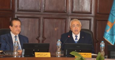 جامعة الإسكندرية: ندرس تشكيل لجنة لترشيد استهلاك الطاقة بالكليات والمعاهد