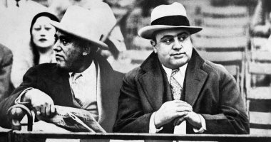 آل كابونى وحظر الخمور.. قانون أمريكى مهد طريق زعيم المافيا الأشهر