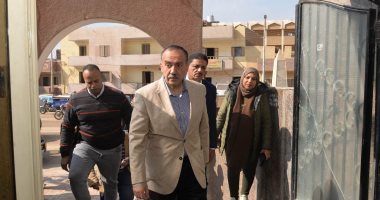 محافظ أسيوط يتفقد المركز التكنولوجى بأبنوب ويوجه بسرعة إنهاء الطلبات 