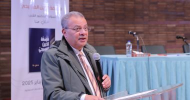 رئيس الطائفة الإنجيلية بمصر يشارك فى ندوة حول كتاب "فلسفة الدين المسيحي" 