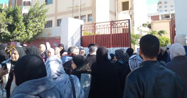 125 ألف طالب يؤدون امتحانات الشهادة الاعدادية داخل 575 لجنة بالبحيرة.. فيديو