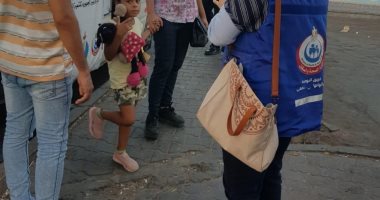 حياة كريمة.. إنجازات القوافل الطبية بمدن وقرى البحر الأحمر.. 170 قافلة والكشف على 20 ألف شخص.. صرف العلاج وإجراء التحاليل والأشعة مجاناً.. وتنسيقات بين المبادرات الرئاسية والجامعات ومديرية الصحة بالمحافظة.. صور