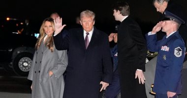 ترامب يصل واشنطن على متن طائرة الرئاسة استعدادا للتنصيب.. البرد القارس يلقى بظلاله على الفعاليات.. احتفالات بالألعاب النارية تستقبل دونالد وعائلته فى ناديه للجولف بفرجينيا.. واحتفال خاص مع أنصاره مساء اليوم ترامب يصل واشنطن