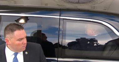 بايدن وترامب يغادران البيت الأبيض فى نفس السيارة لحضور التنصيب في الكابيتول ترامب في السيارة