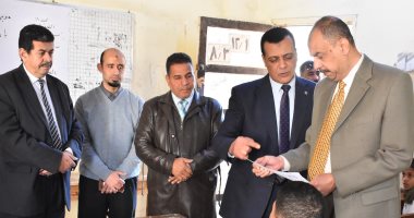 محافظ سوهاج يتابع لجان امتحانات الإعدادية ويتفقد غرفة العمليات المركزية جانب من المتابعة