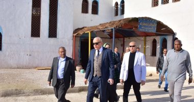 محافظ الأقصر يتفقد البيت النوبي لبحث الاستفادة منه وتدريب الطهاة بالفنادق.. صور