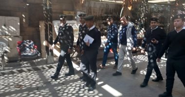 مدينة الأقصر تقود حملة لرفع الإشغالات وتحرير 101 محاضر ومخالفة متنوعة.. صور