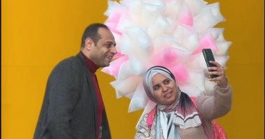 بياعة السكر فى برنامج "من جديد".. آية عصام اشتغلت فى بيع غزل البنات لحد ما بقت مهندسة.. أجدع اسكندرانية استحملت التعب والتنمر لتحقيق حلمها.. وأقرب الناس ليها قالولها مش هتلاقى حد يجوزك بشكلك ده .. فيديو