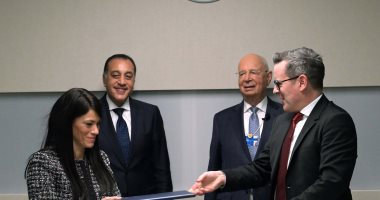 مدبولى يشهد توقيع خطاب نوايا مع منتدى دافوس لتنفيذ "محفز النمو الاقتصادى" بمصر