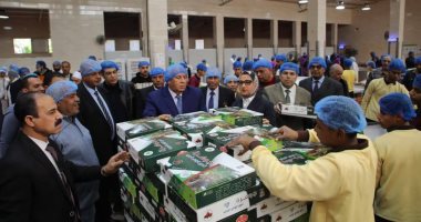 محافظ الوادى الجديد يدشن مبادرة المحافظة لدعم الشعب الفلسطيني الشقيق.. صور