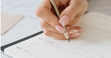 خليك إنسان جديد.. 6 أبراج لازم تتخلص من عاداتها السيئة أبرزهم السرطان