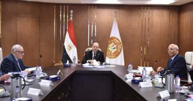 وزير العمل: صرف 2 مليار و262 مليونا و300 ألف جنيه من صندوق إعانات الطوارئ للعمال