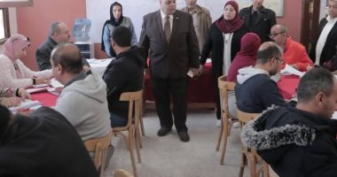 من كنترول الإعدادية.. وكيل تعليم الوادى الجديد: توجيهات مشددة بالمراجعة الدقيقة