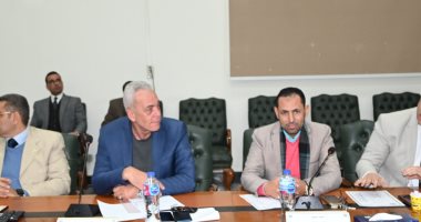 مجلس أمناء العاشر من رمضان يناقش القضايا الخدمية المهمة