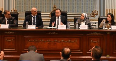 اتصالات النواب توصي بإعفاء 2 محمول من الجمارك سنويًا لجنة الاتصالات وتكنولوجيا المعلومات بمجلس النواب