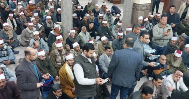 محافظ سوهاج يشارك في احتفالية ذكرى الإسراء والمعراج بمسجد العارف بالله.. صور