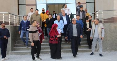 محافظ الوادي الجديد يوجه باستكمال مشروعات المجمع الحكومى المميكن