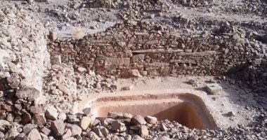 "مونس كلوديانوس".. هنا يقع المحجر الرومانى التاريخى فى البحر الأحمر.. الرومان استخرجوا منه الأحجار الملكية لبناء أغلب معابدهم حول العالم.. وحاليًا أصبح أهم محطات السفارى الجبلى للسياح.. صور