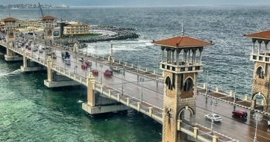 الإسكندرية وجهة سياحية.. إجازة نصف العام بعروس البحر المتوسط.. تمتع بمشاهدة الصوت والضوء ومعالم المحافظة من قلعة قايتباى.. شاهد المحنطات البحرية وقصر المجوهرات وحديقة الحيوان.. وتناول الأسماك على الكورنيش.. صور