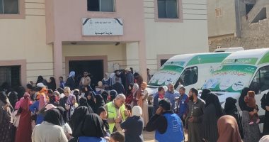 فحص 337 مواطنا بالمجان خلال قافلة خدمية بمركز المحمودية بالبحيرة قافلة طبية