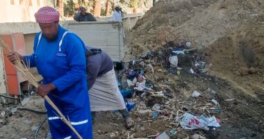 محافظة مطروح تكثف حملات النظافة وتحسين الخدمات.. صور حملة نظافة شوارع واحة سيوة