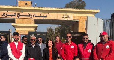 السفيرة الأمريكية تزور العريش ومعبر رفح وتؤكد: دور مصر حاسم فى استقرار المنطقة