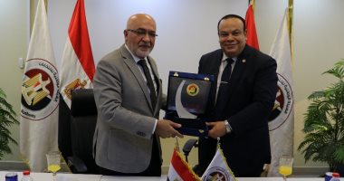 المستشار حازم بدوى يستقبل رئيس مفوضى الهيئة المستقلة للانتخاب الأردنية