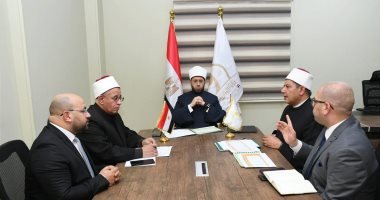 وزير الأوقاف يلتقى مدير أوقاف الغربية لمتابعة الانضباط الإدارى والدعوى