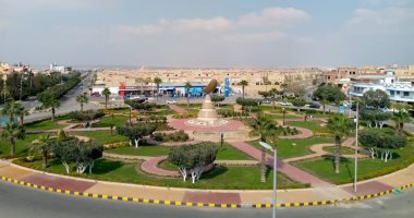 زراعة أكثر من 10 آلاف عود زهور متنوعة في جميع انحاء مدينة الشروق