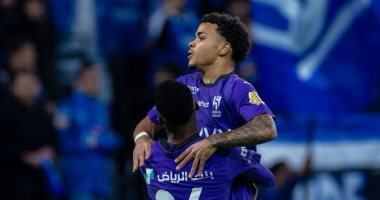 الهلال ضد الأخدود.. الزعيم يتفوق بثلاثية في الشوط الأول "فيديو" الهلال