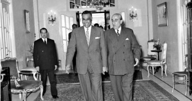 سعيد الشحات يكتب: ذات يوم.. 1 فبراير 1958.. إعلان بيان الوحدة بين مصر وسوريا: «شعب واحد وجيش واحد».. و«عبدالناصر» و«القوتلى» يخرجان للجماهير المحتشدة والمظاهرات تعم القاهرة ودمشق فرحا الرئيسان جمال عبدالناصر والسورى شكرى القوتلى