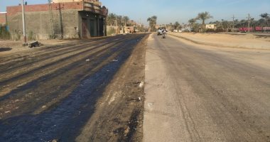 محافظ الجيزة: بدء رصف طريق مصر أسيوط الزراعى بين قريتى المرازيق وأبو رجوان
