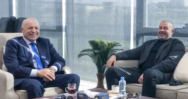 اتحاد الكرة يجتمع اليوم لحسم ملف القيد والهبوط وعدد الأجانب بالدوري هاني أبوريدة وأحمد دياب