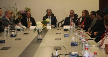 نقيب الإعلاميين: كتاب "الأسس العلمية لإدارة المؤسسات الإعلامية والصحفية" مرجع لكل من يعمل فى مجال الإعلام