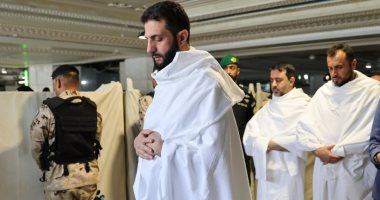 الرئيس السورى أحمد الشرع يصلى داخل الكعبة المشرفة.. فيديو وصور الشرع في مكه