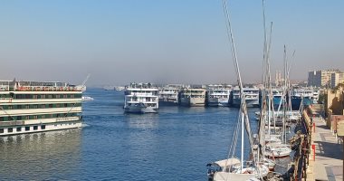 رواج سياحى كبير جنوب مصر.. انتعاشة فى حركة البواخر السياحية بالنيل.. الفنادق العائمة رحلات ترفيهية ثقافية.. زيارة المعابد والمزارات ضمن برنامج الرحلة.. وخبراء السياحة: عاصمة أفريقيا تتمتع بمقومات سياحية مختلفة