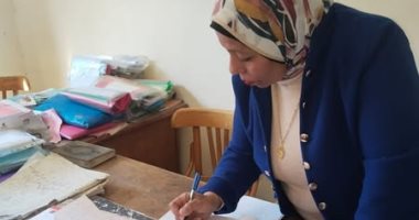 إحالة موظفين بالوحدة الاجتماعية فى بنها للتحقيق بسبب التقصير.. صور
