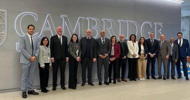 وزير التربية والتعليم يزور جامعة كامبريدج بلندن
