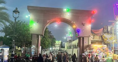 مسجد عبد الرحيم القنائى يتزين لاستقبال زوار المولد.. فيديو