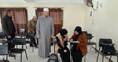 رئيس منطقة الإسكندرية الأزهرية يتابع مسابقة أوائل الطلبة