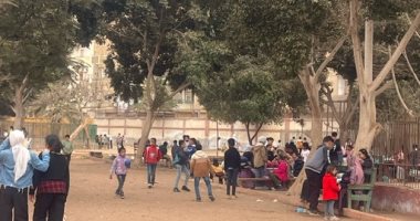 المصريين قلبهم حديد.. حديقة الحيوان بالفيوم تمتلئ بالزائرين لأول مرة بعد واقعة الأسد