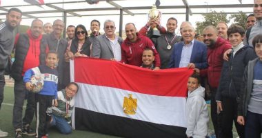 وزير الأوقاف يهنئ فريق كرة القدم الخماسية بعد تتويجه ببطولة الجمهورية 