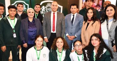 اختيار مشروع طلاب مدرسة مصرية ضمن الأفضل في المنتدى الدولي للذكاء الاصطناعي