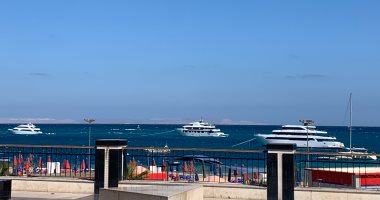 استمرار غلق ميناء الغردقة البحرى واضطراب كبير فى حالة البحر الأحمر.. فيديو