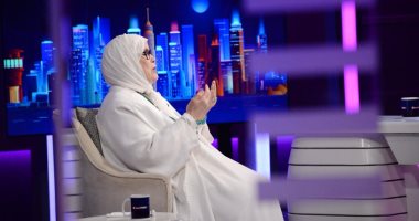 حتى لا يراها والدها بدون حجاب.. ياسمين الخيام تكشف سر كلمة "أبو الوفا أبو الوفا"